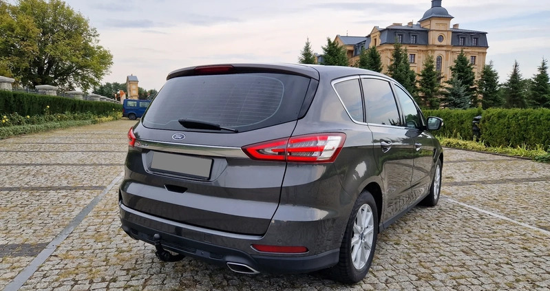 Ford S-Max cena 58800 przebieg: 219559, rok produkcji 2017 z Bydgoszcz małe 704